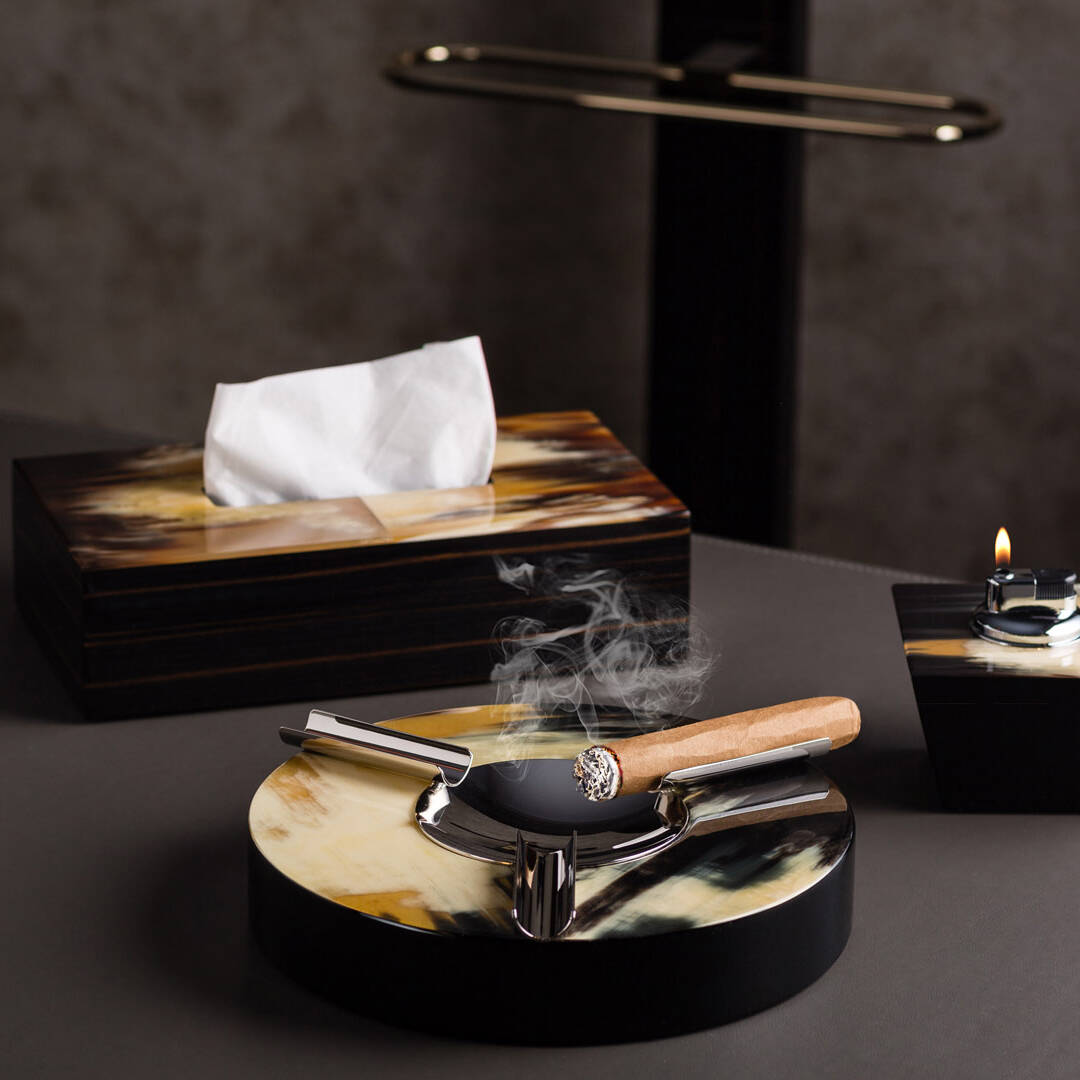 Office sets and smoking accessories - cover - Arcahorn