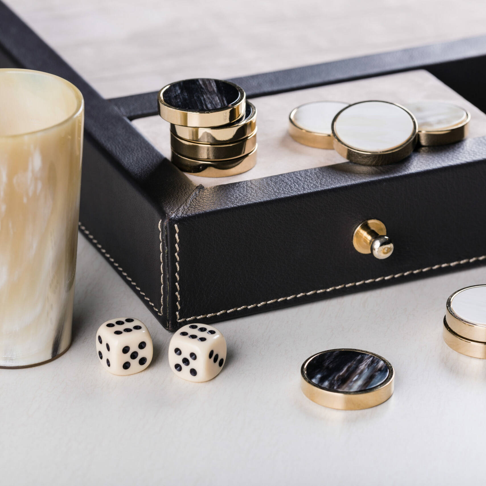 Gaming tables - cover - Arcahorn