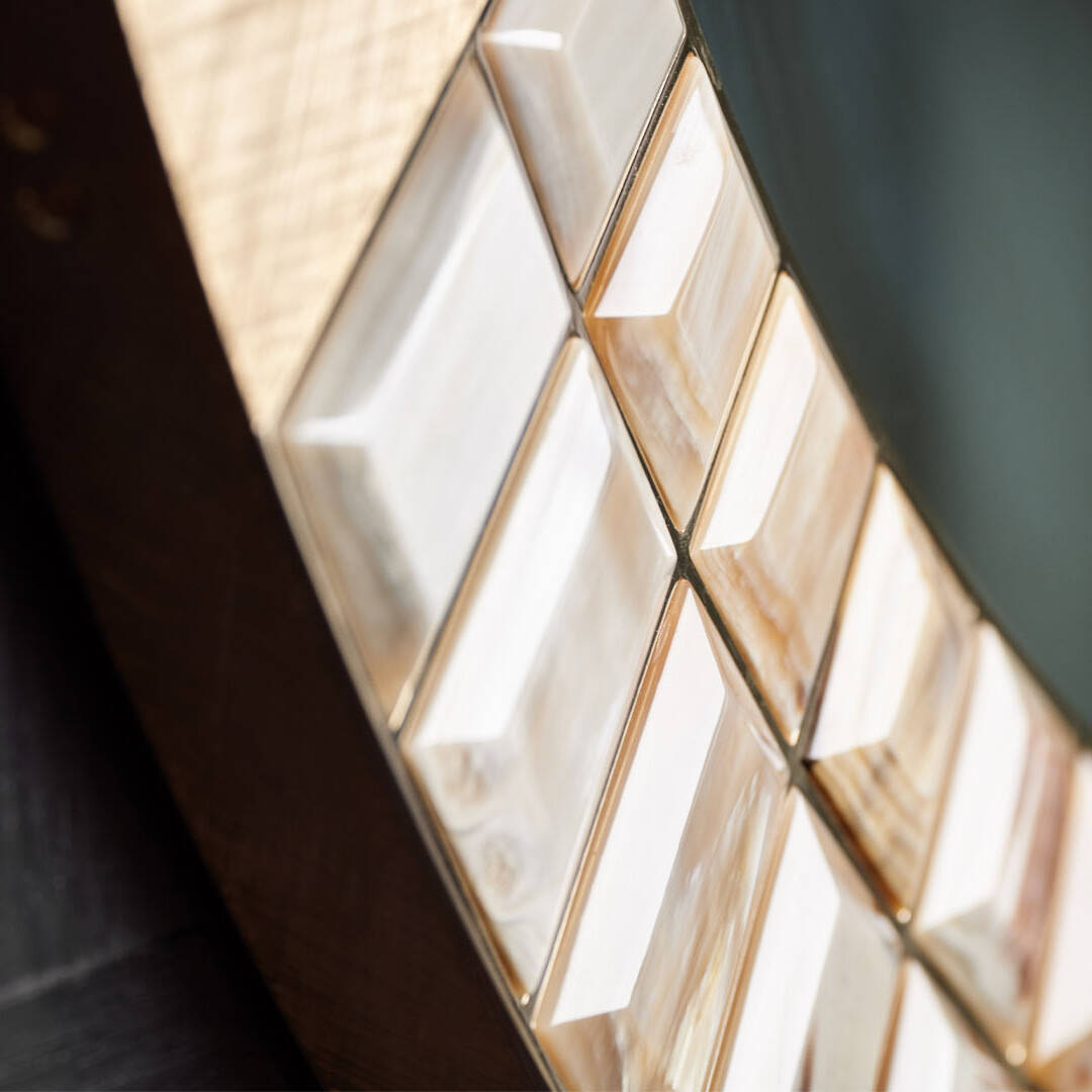 Wall mirrors - cover - Arcahorn