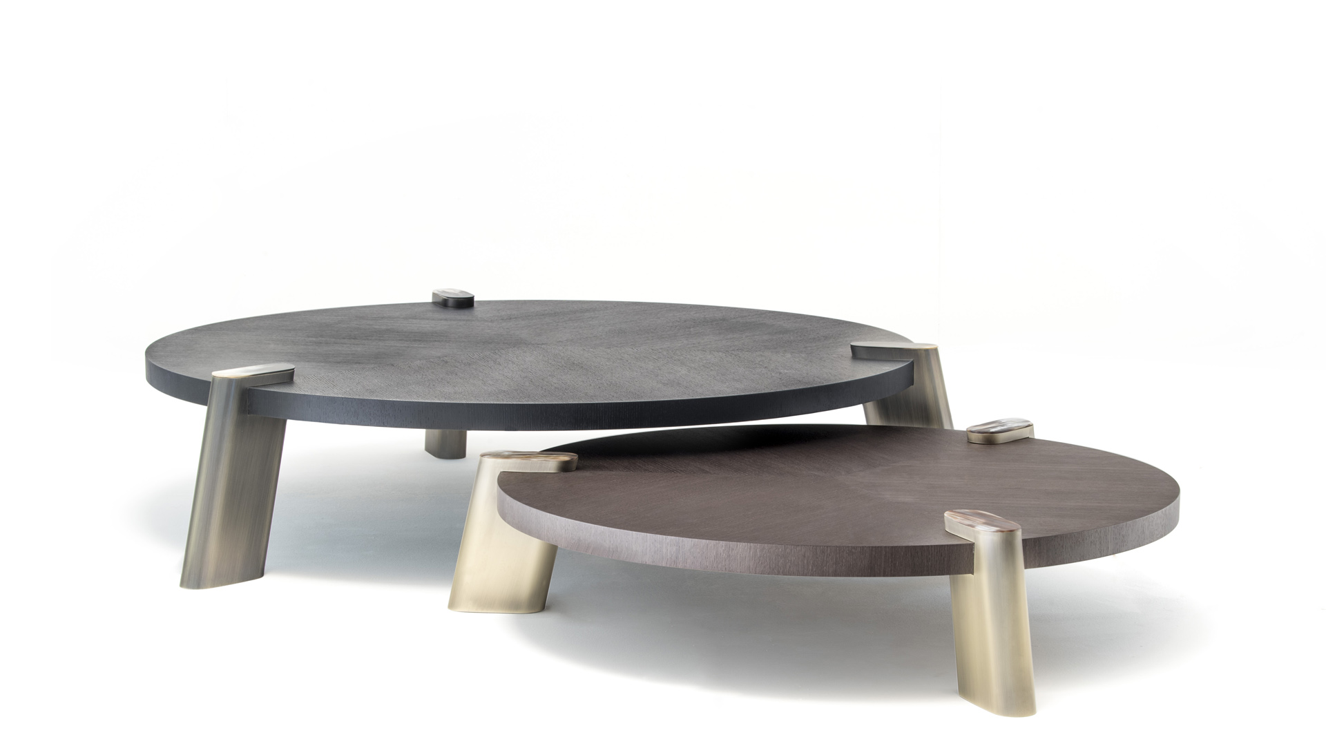 Tables and console tables - Pompei coffee table in black oak and tobacco oak - cover - Arcahorn